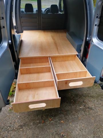 Van dummy floor with drawers
